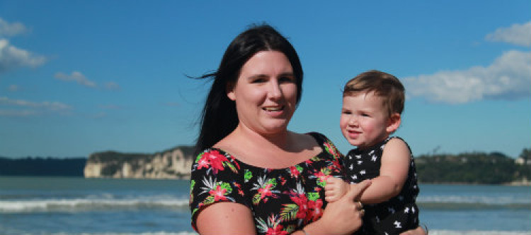 Amanda with her daughter Willow