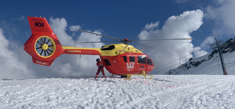 Trev Gurney NZ police IGI 145 on Mt Hutt